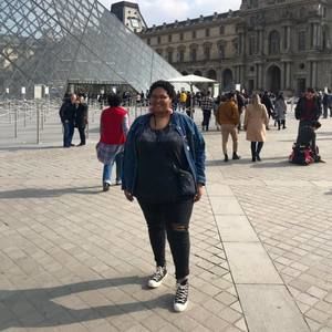 Meet your Posher, Danae